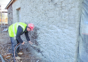 Wet dash: (also known as harling or rough cast).The final coat of this render consists of coarse sand and a binder, traditionally lime, which was casted on as a finish.